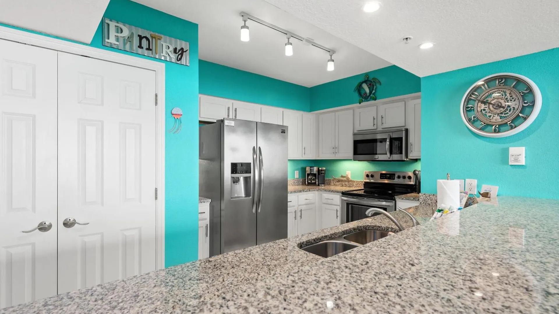 Emerald Beach Resort 234 | Roo'S Rendezvous Panama City Beach