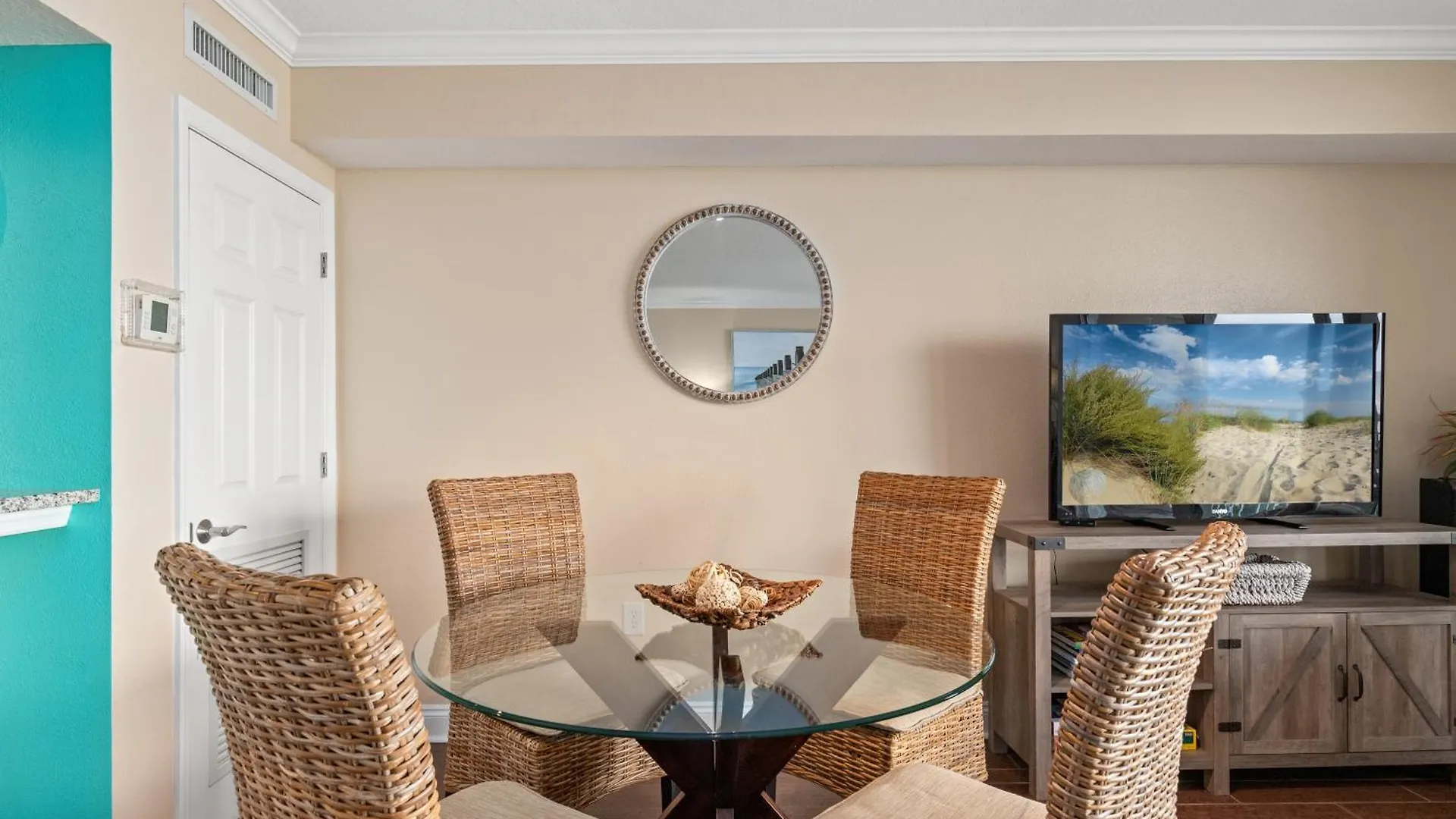 Holiday home Emerald Beach Resort 234 | Roo'S Rendezvous Panama City Beach